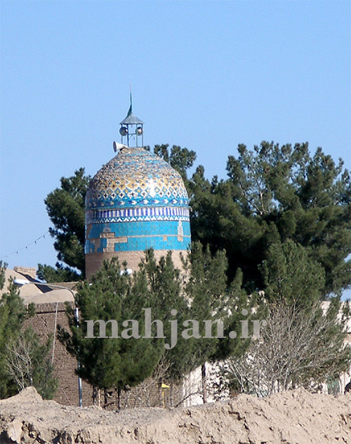گنبد امامزاده، عکس از: حمیدرضا خزاعی گنبد امامزاده، عکس از: حمیدرضا خزاعی